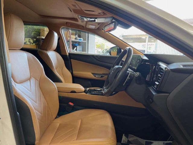 TOYOTA LEXUS NX250 2023