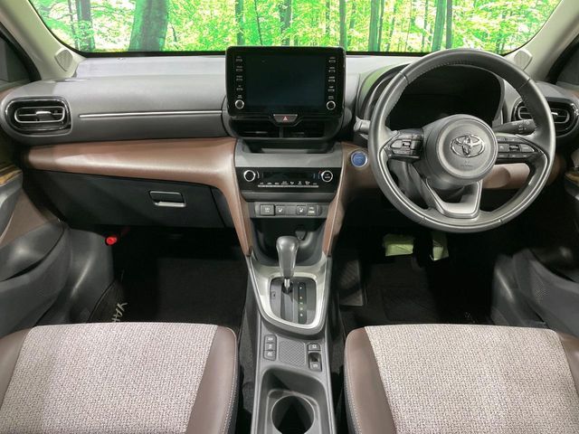 TOYOTA YARIS CROSS HYBRID 2022