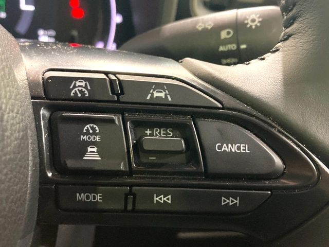 TOYOTA SIENTA HYBRID 2024