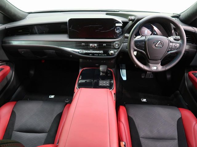 TOYOTA LEXUS LS500 2023