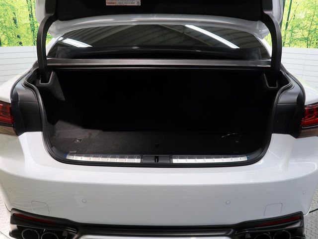 TOYOTA LEXUS LS500 2023