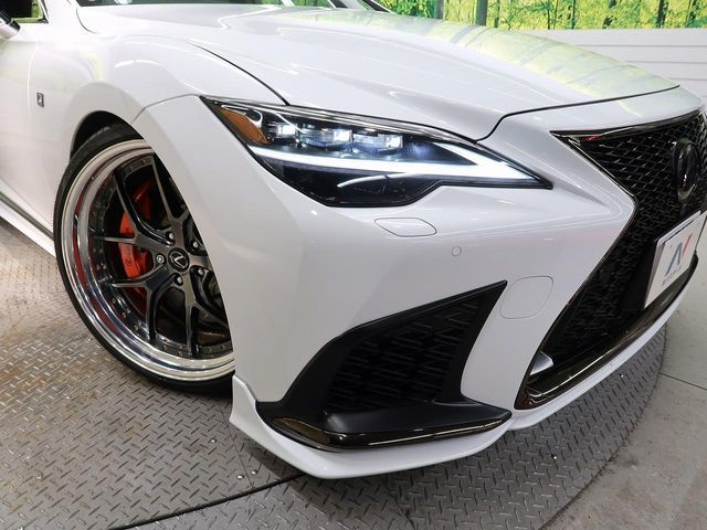 TOYOTA LEXUS LS500 2023