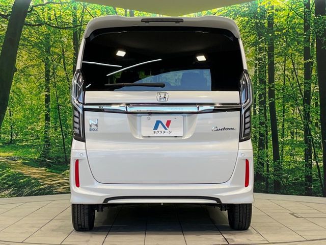 HONDA N BOX CUSTOM 2019