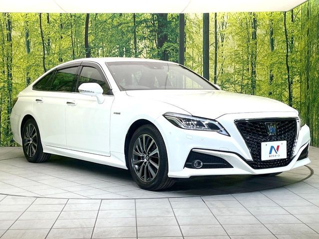 TOYOTA CROWN sedan hybrid 2019