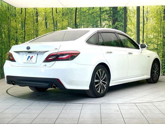 TOYOTA CROWN sedan hybrid 2019