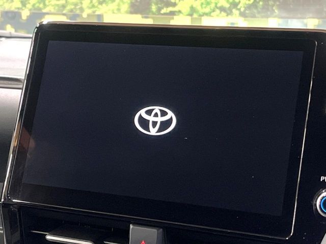 TOYOTA NOAH HYBRID 2024