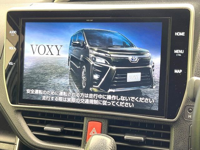 TOYOTA VOXY 2020