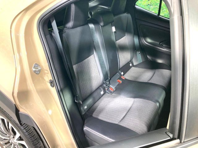 TOYOTA YARIS CROSS HYBRID 2023