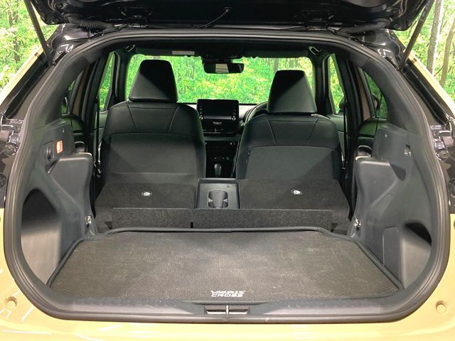 TOYOTA YARIS CROSS HYBRID 2023