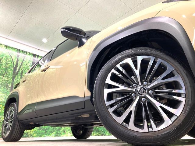 TOYOTA YARIS CROSS HYBRID 2023