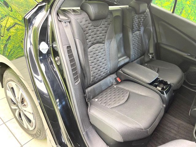 TOYOTA PRIUS PHV 2017