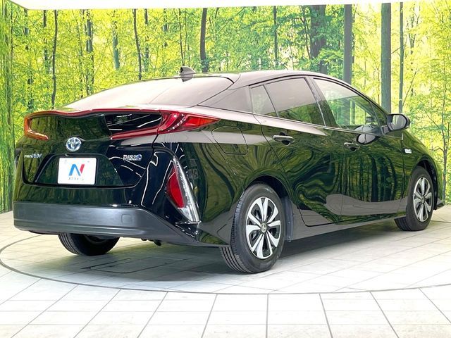 TOYOTA PRIUS PHV 2017
