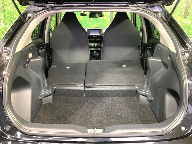 TOYOTA YARIS CROSS 2025