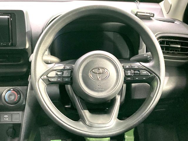 TOYOTA YARIS CROSS 2025