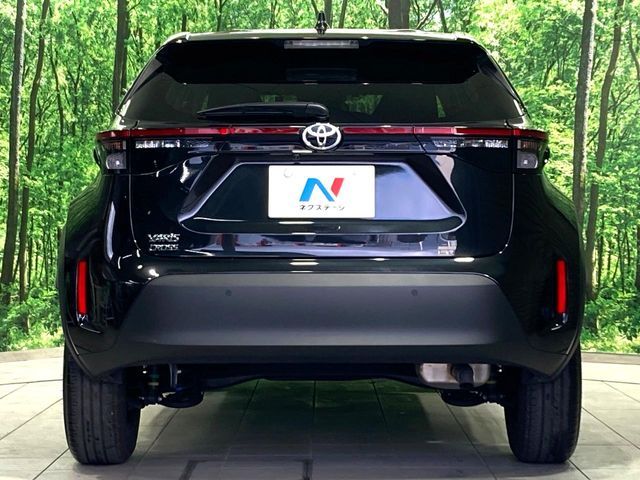 TOYOTA YARIS CROSS 2025