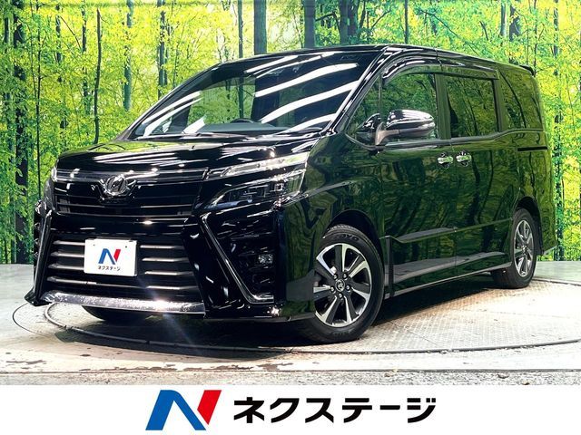 TOYOTA VOXY 2018