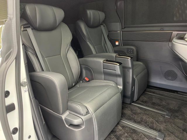 TOYOTA ALPHARD hybrid 2024