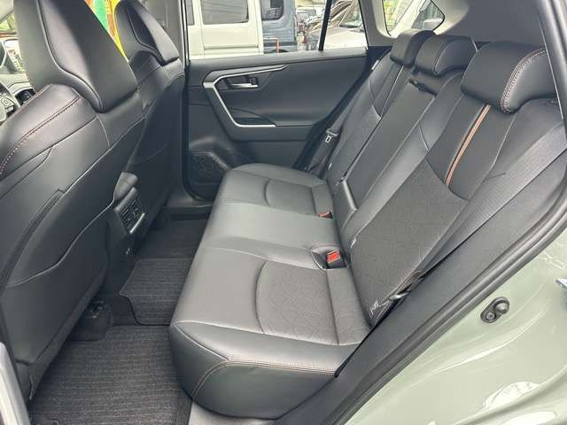 TOYOTA RAV4 4WD 2024