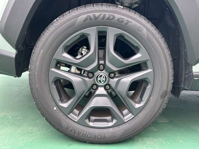 TOYOTA RAV4 4WD 2024