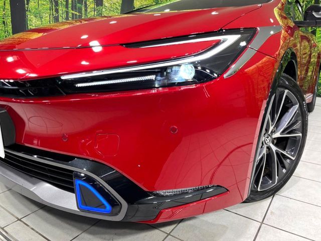 TOYOTA PRIUS 4WD 2023