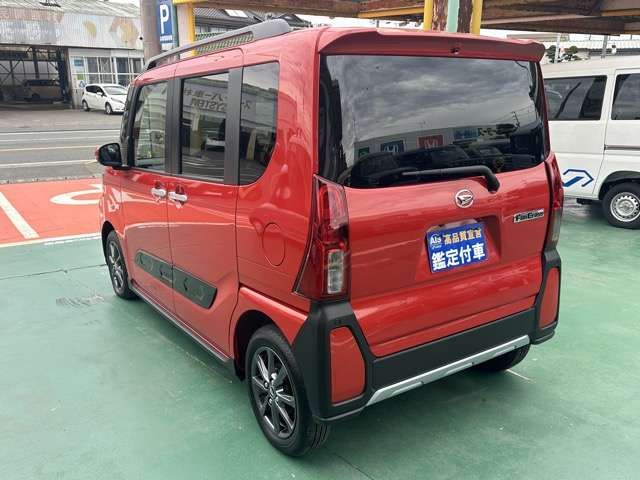 DAIHATSU TANTO FAN CROSS 2024