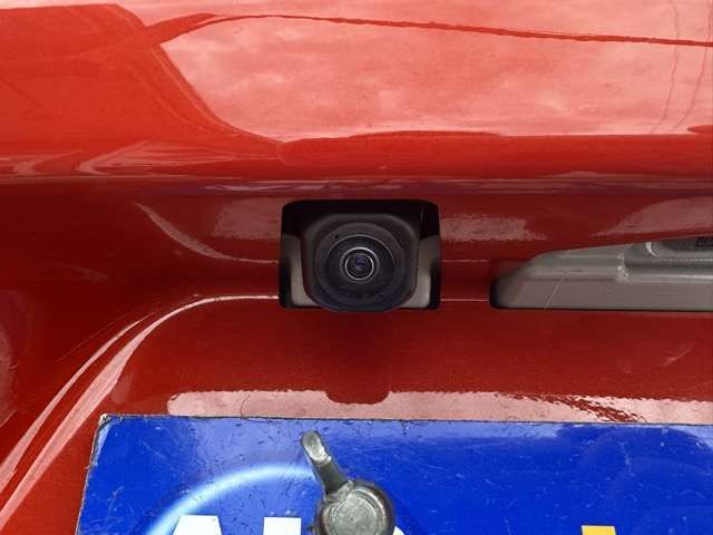 DAIHATSU TANTO FAN CROSS 2024