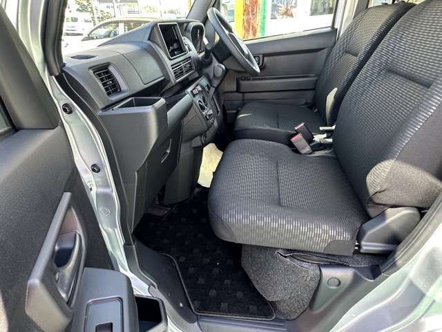 DAIHATSU HIJET CARGO 2023