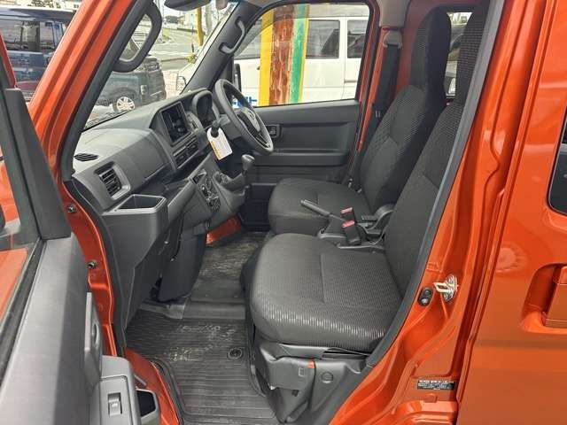 DAIHATSU HIJET CARGO 4WD 2024