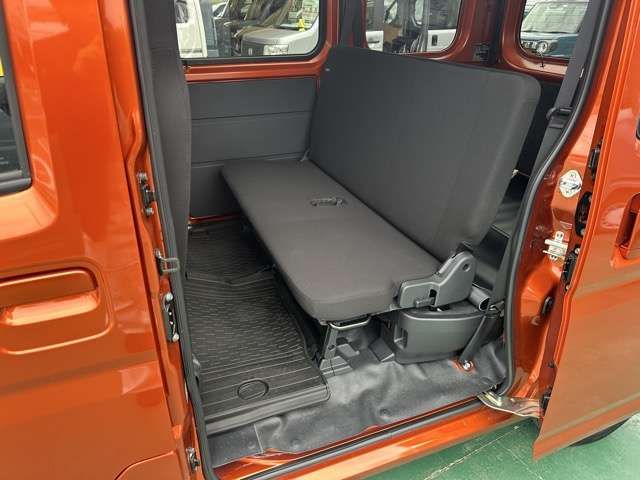 DAIHATSU HIJET CARGO 4WD 2024