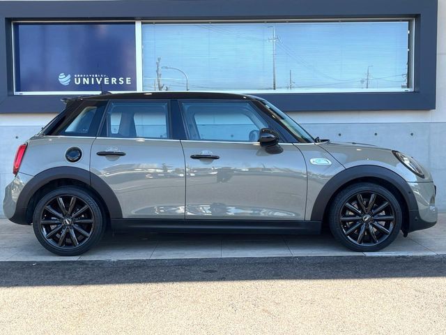 BMW MINI COOPER SD 5DOOR 2018