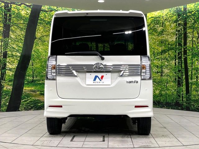 DAIHATSU TANTO CUSTOM 4WD 2017