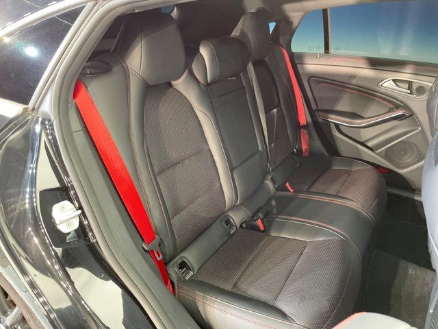 MERCEDES BENZ MERCEDES AMG CLA Shooting Brake 2016