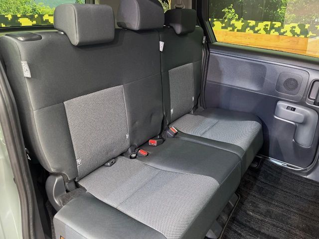 TOYOTA SIENTA HYBRID 2023