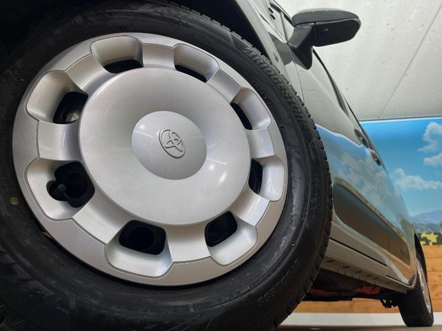 TOYOTA SIENTA HYBRID 2023