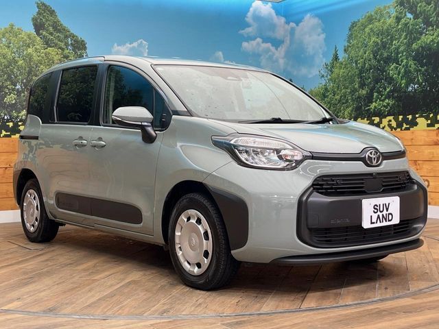 TOYOTA SIENTA HYBRID 2023