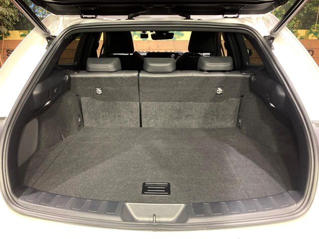 TOYOTA LEXUS UX250h 2021