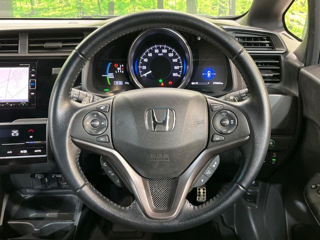 HONDA FIT HYBRID 2017