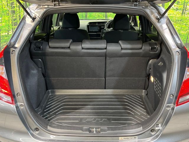 HONDA FIT HYBRID 2017