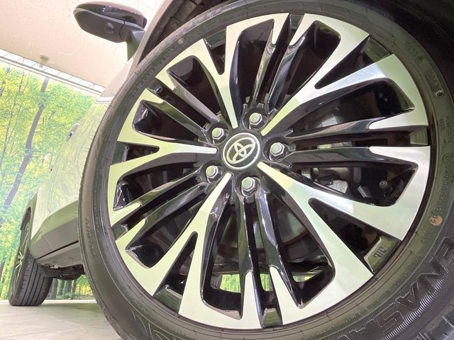 TOYOTA YARIS CROSS 2025