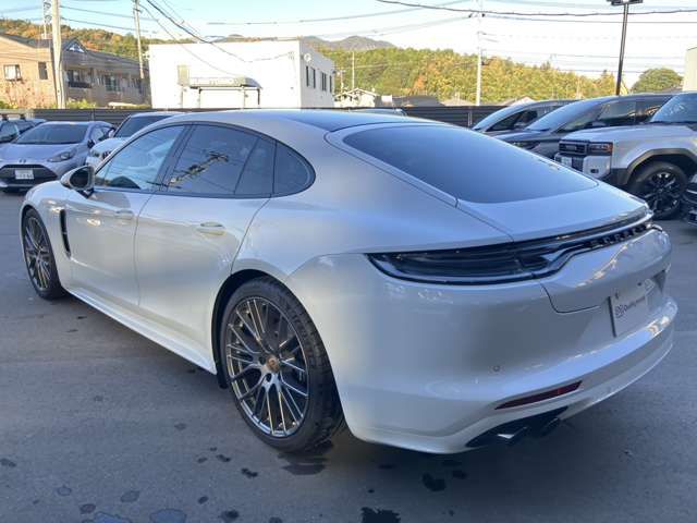 PORSCHE PORSCHE PANAMERA 2024