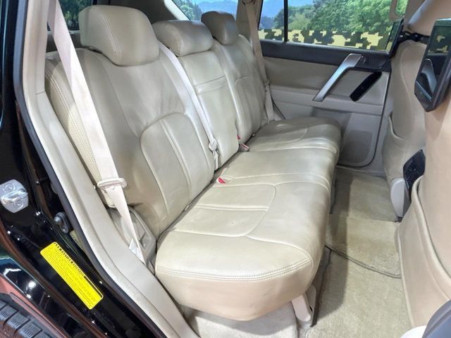 TOYOTA LANDCRUISER PRADO 2018