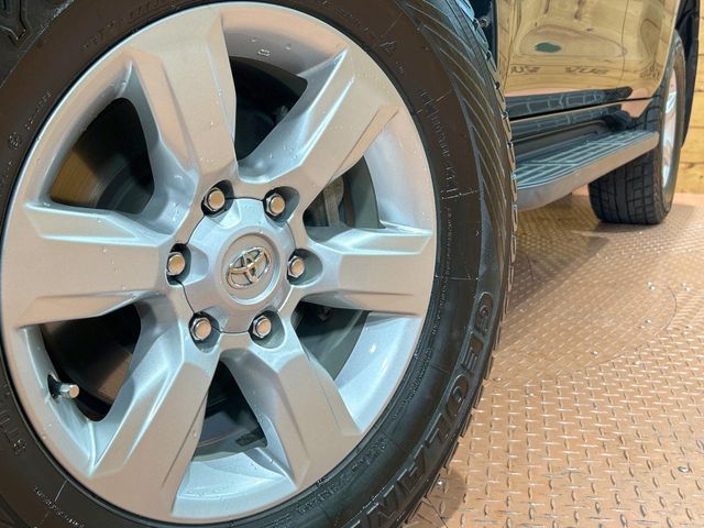 TOYOTA LANDCRUISER PRADO 2018