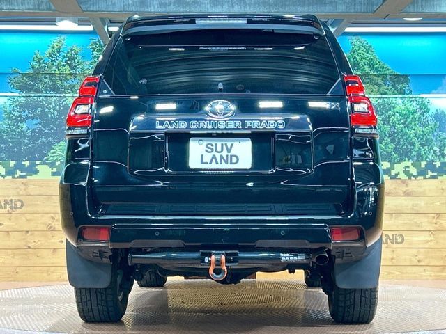 TOYOTA LANDCRUISER PRADO 2018