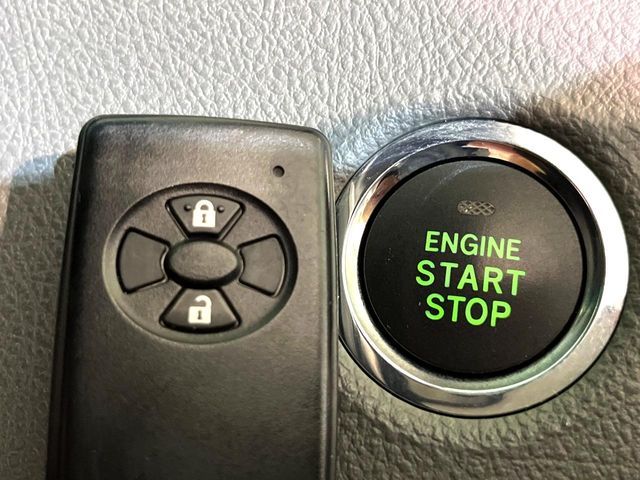 TOYOTA MARK X ZIO 2012