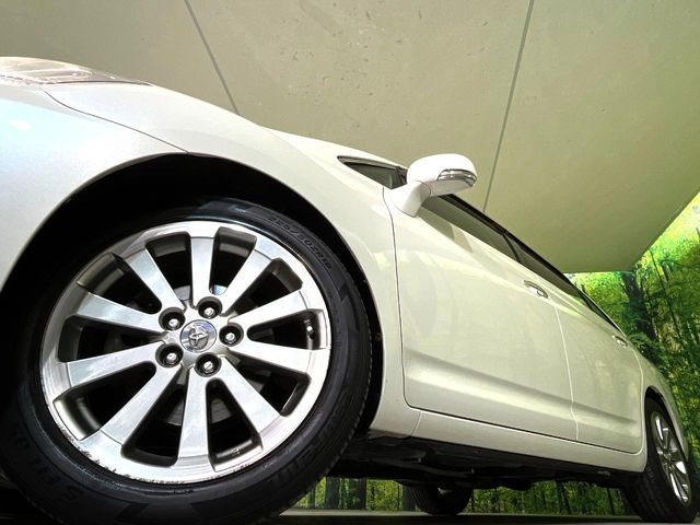 TOYOTA MARK X ZIO 2012