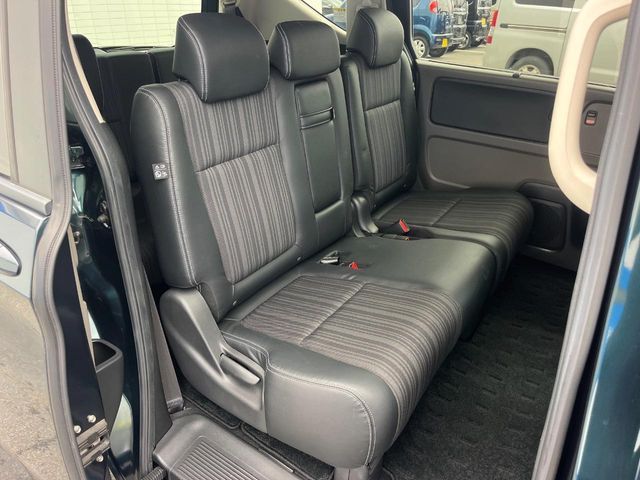 HONDA FREED HYBRID 2019