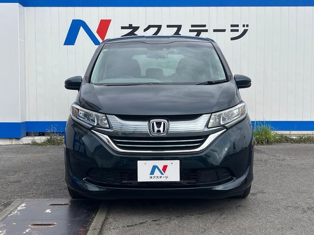 HONDA FREED HYBRID 2019