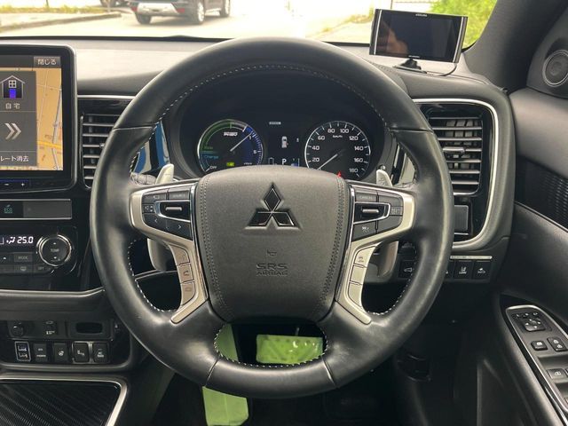 MITSUBISHI OUTLANDER PHEV 2019