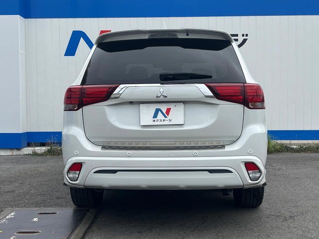 MITSUBISHI OUTLANDER PHEV 2019