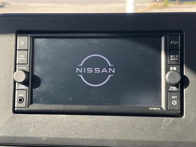NISSAN ROOX 2022